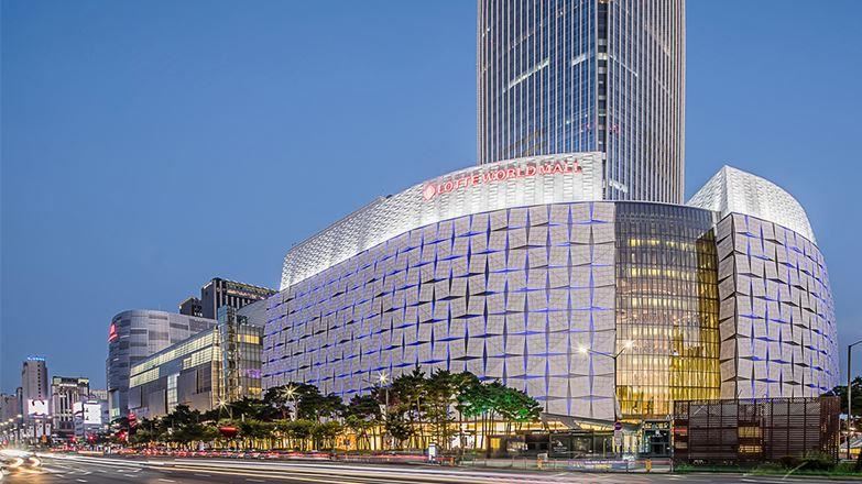 樂天信用卡爆出大規模駭客入侵。(圖/翻攝自LOTTE Department Store官網)