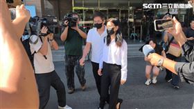 家寧爸張國龍（左）跟家寧媽曾淑惠（右）。（圖／記者莊淇鈞攝影）