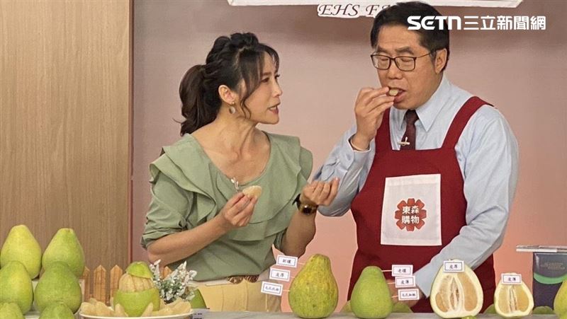 黃偉哲化身「叫賣哥」　600箱文旦秒殺