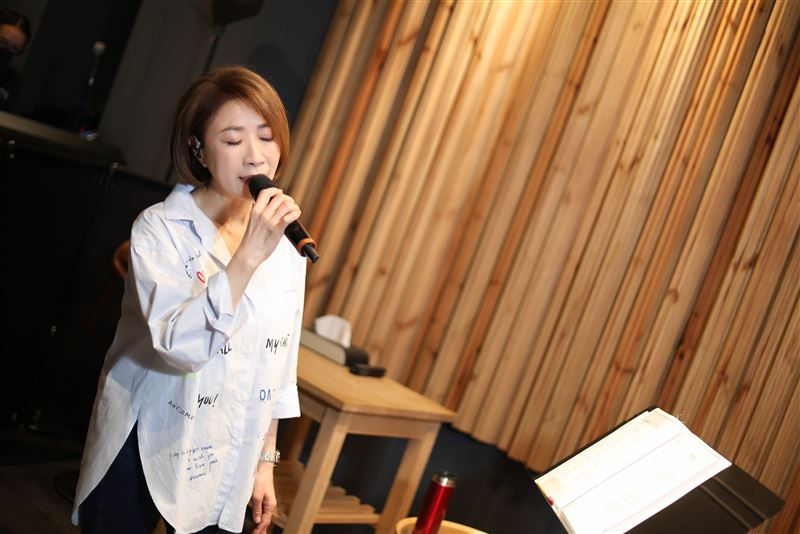 李翊君備戰小巨蛋演唱會。（圖／寬宏藝術提供）