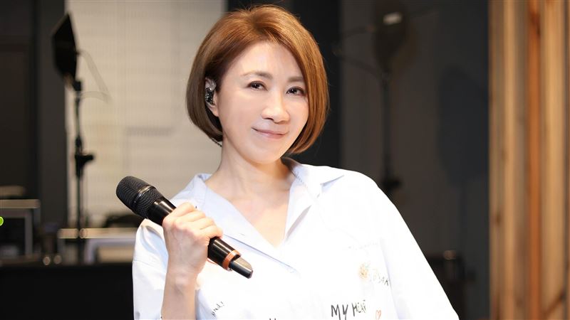李翊君備戰小巨蛋演唱會。（圖／寬宏藝術提供）