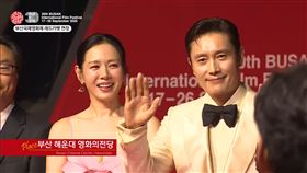 孫藝真、Lisa。（圖／翻攝自hello tv news YouTube）