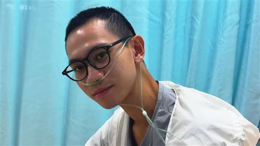 才開撕家寧　Andy老師「疑心肌梗塞」急診