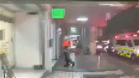 簡男花費40萬做「陰莖增大」手術，卻死在醫美診所。（圖／翻攝畫面）