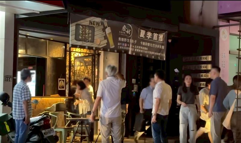 新竹縣竹北一間連鎖知名串燒店，昨（17日）晚間發生瓦斯氣爆。（圖／圖片描述。（圖／翻攝自Thread @jay711206）