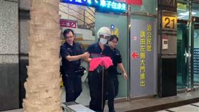 台北,陰莖增大術,醫美,菜刀,手術台,丁斌煌。（圖／翻攝畫面）