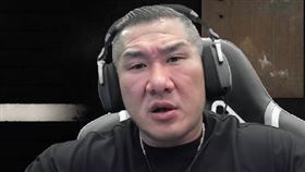 館長說，如果真的覺得這件事情已經扯到一個地步了，「我們當然就抗爭啊」。（圖／翻攝自館長惡名昭彰YouTube頻道）