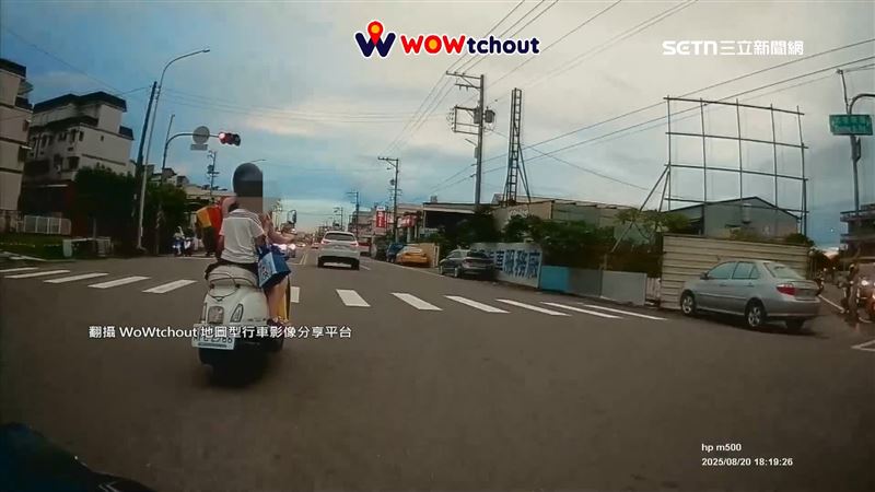 家長騎機車3貼載孩童，接連3天都拍到共14件違規，將收17300元罰單