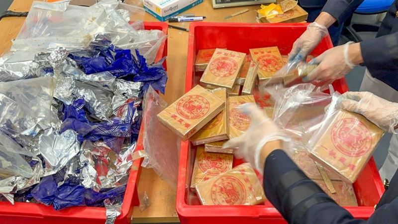 女乾屍身旁滿是乾燥劑　軟爛男1原因不救