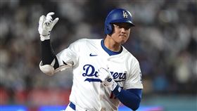 大谷翔平19日賽前練習內野滾地球。（圖／美聯社／達志影像）