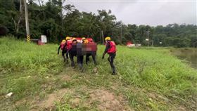 嘉義縣民雄鄉虎頭崁埤18日傳出溺水意外。（圖／翻攝畫面）