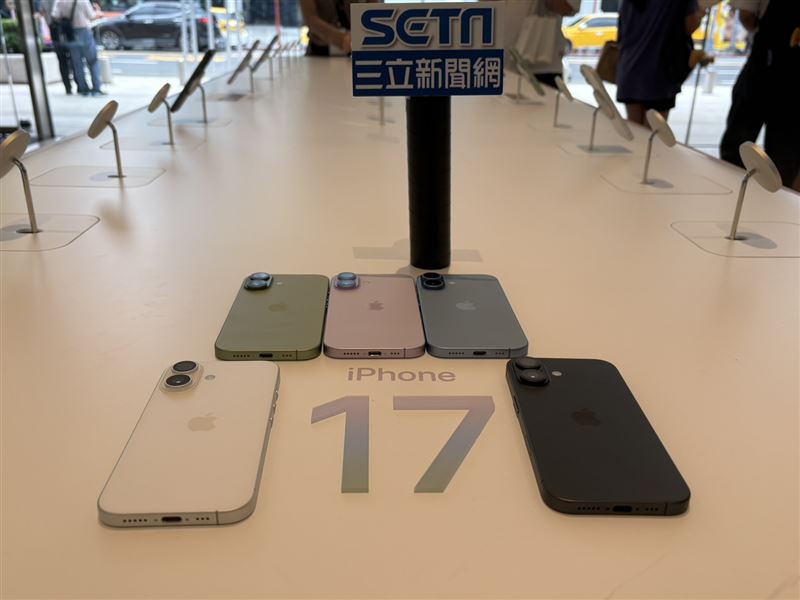一名網友分期買iPhone 17，結果竟被指被指責「能一次付清就不要分期」。 （圖／記者王文承攝影）