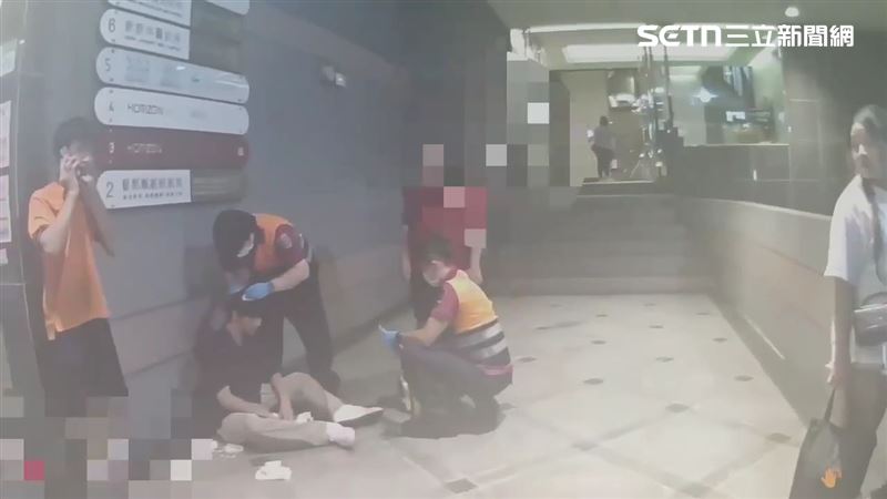 馬姓男子三節鞭爆甩碩士生頭部遭檢方羈押，但法院仍裁定20萬交保。（圖／翻攝畫面）