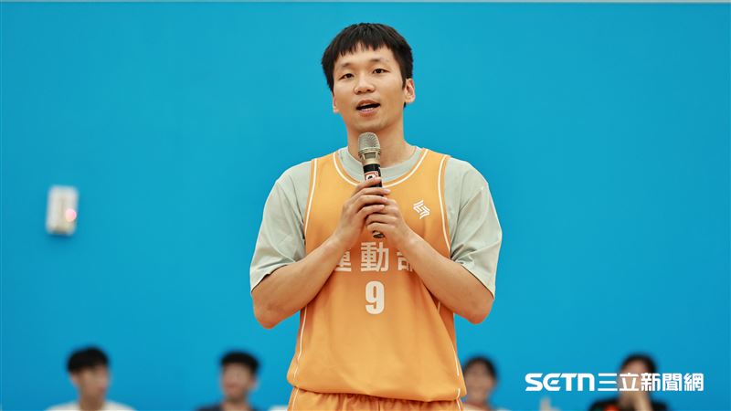 運動部長李洋參加新聞盃賽事和體育記者打友誼賽。（圖／記者劉彥池攝影）