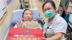印尼籍移工來台9年，患水腦症，陷入經濟困境，光田醫院護理師，溫情送暖，助歸鄉治療(圖／光田綜合醫院提供)