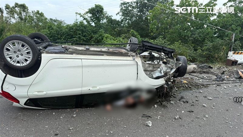 新/23歲男斷桿「烏龜翻」頭上腳下投降了