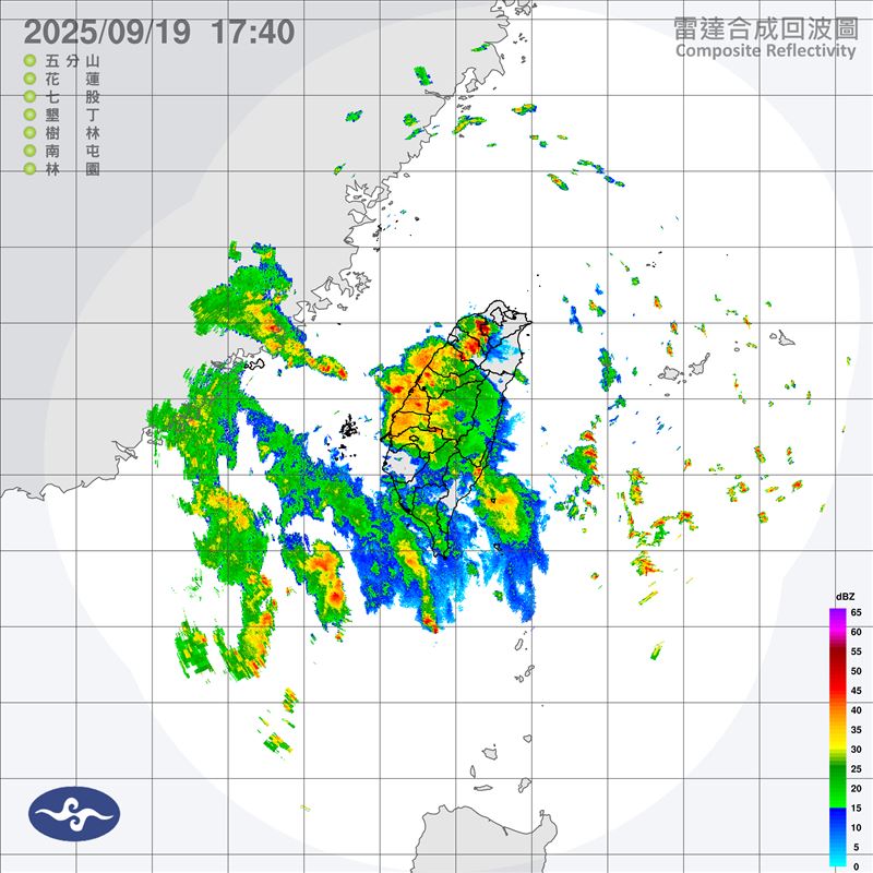颱風「樺加沙」不斷增強。（圖／翻攝中央氣象署網站）
