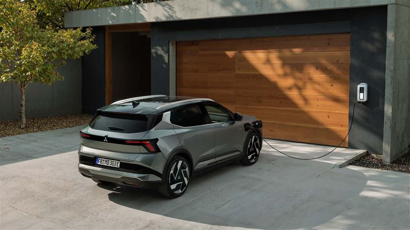 三菱電動Eclipse Cross骨子裡就是雷諾Scenic E-Tech的雙生車。（圖／翻攝Mitsubishi網站）