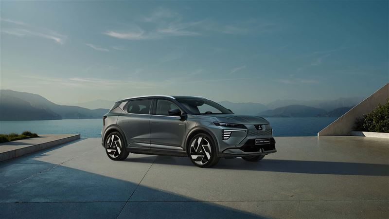 採用 CMF-EV平台，搭載215匹電動馬達。（圖／翻攝Mitsubishi網站）