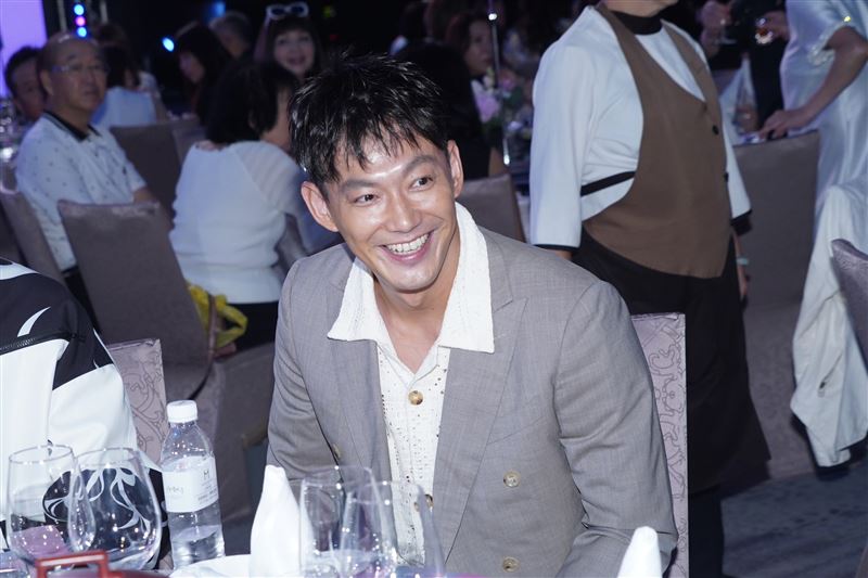 威廉露出尷尬笑容。（圖／記者趙于瑩攝影）