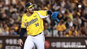 中職36年例行賽，中信兄弟先發投手羅戈。（圖／記者劉彥池攝影）