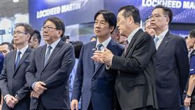 總統賴清德參觀「2025台北國際航太暨國防工業展」。（圖／總統府提供） 