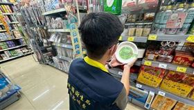 桃園市衛生局近日對中秋應景食品進行抽驗。（圖／桃園市政府衛生局提供）