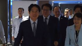 總統賴清德出席「總統府全社會防衛韌性國際論壇－韌性台灣 民主永續」開幕式。（圖／翻攝畫面）