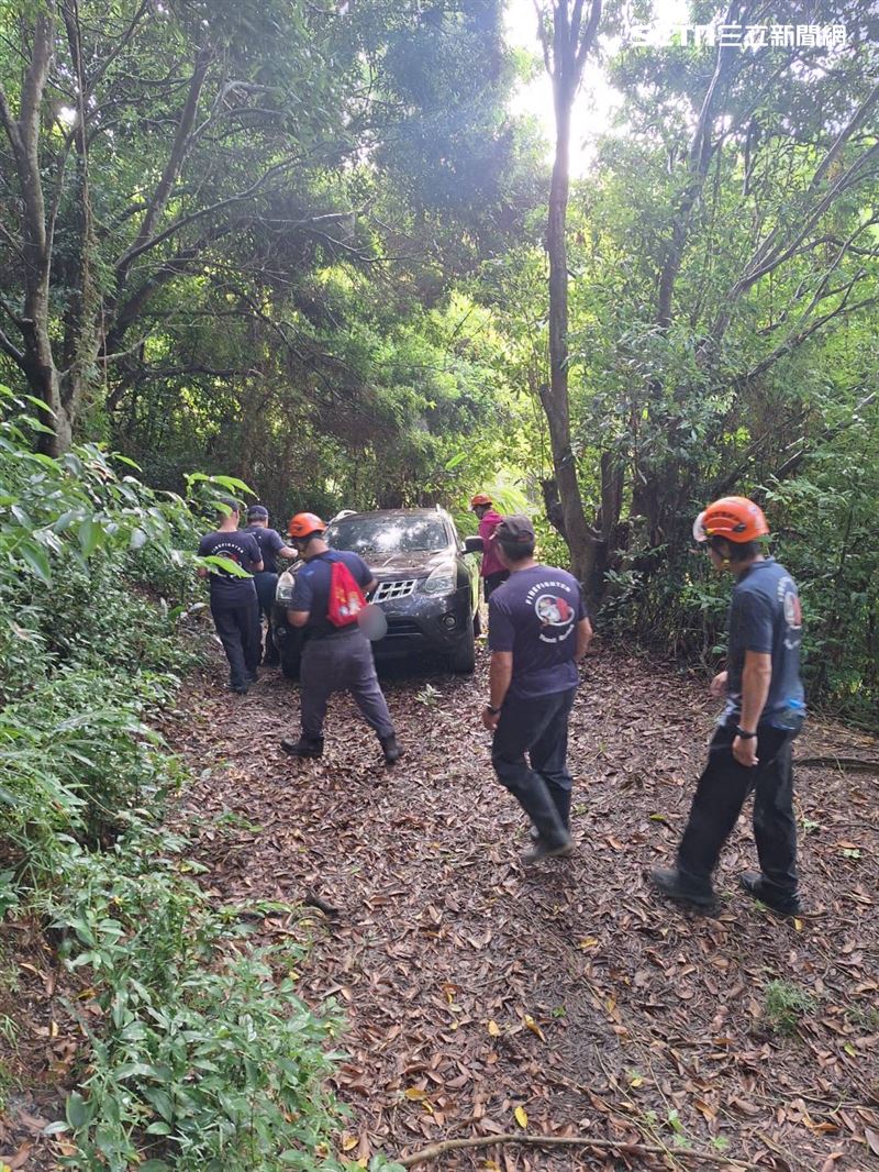 苗栗男獨自前往火炎山區採竹筍後失聯，3天後尋獲遺體。（圖／翻攝畫面）