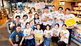 台灣第一條鶯歌老街不一樣了！陶瓷年輕世代注入活水　老外感動大呼過癮。（圖／記者鍾志鵬攝影、立委蘇巧慧辦公室提供）