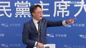 卓伯源沒受邀辯論，爆氣怒吼不要臉。（圖／翻攝畫面）