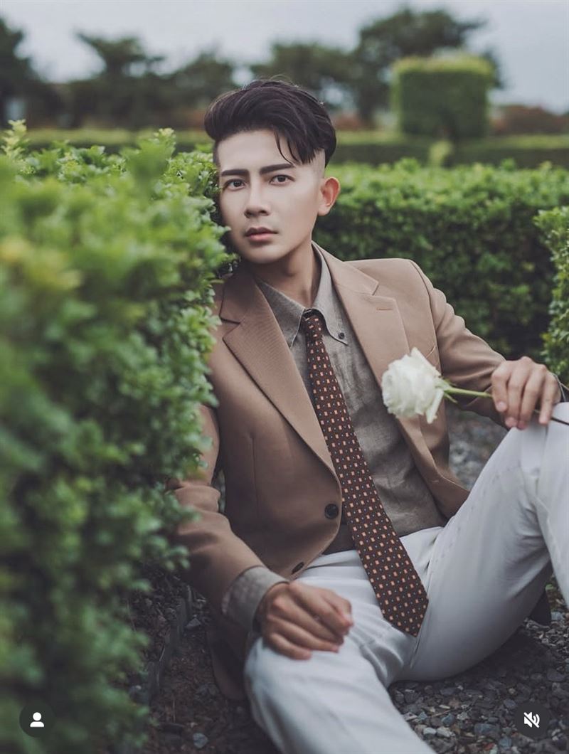 建築設計師廖哲緯刷卡1.9萬元開酒，事後卻反悔還怒告女友人。（圖／翻攝自IG）