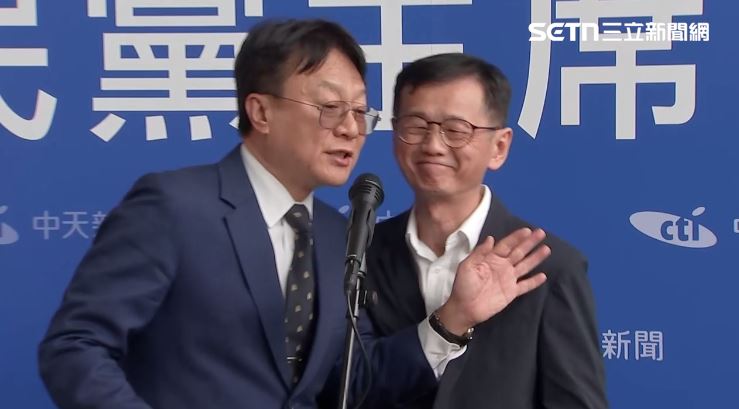 未獲邀辯論原因曝！卓伯源搶麥克風：可恥