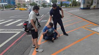 新／一言不合剪刀殺人！1男1女急送醫