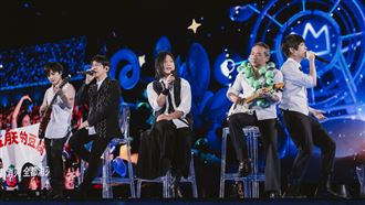 五月天玩很大！阿信「要吃誰豆腐」秒選他