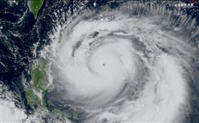 （圖／翻攝自台灣颱風論壇｜天氣特急）