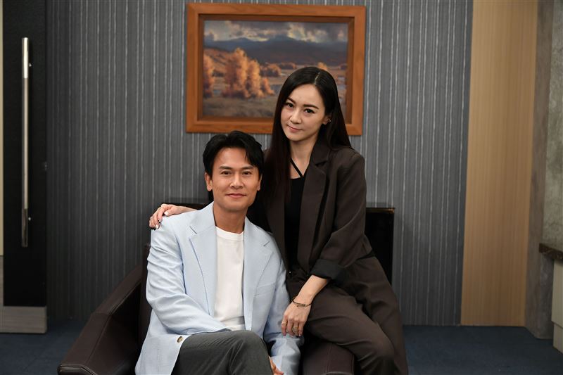 王振復（左）飾演游詩璟的父親。（圖／三立提供）