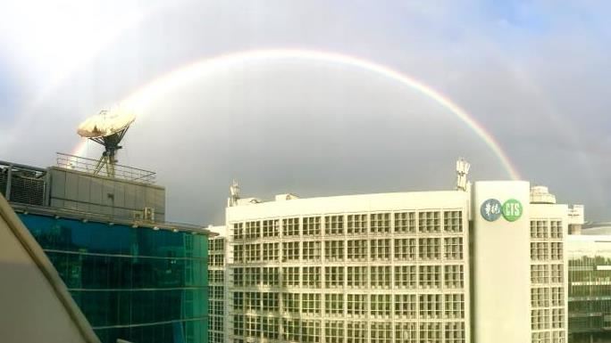 中天自動宣布重返52台 華視頻道急發聲了