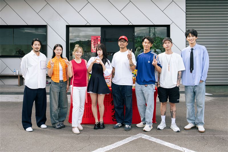 古斌、蒲禾菲、季芹、李多慧、簡學彬、李李仁、小春、王品澔出席《辛亥隧道》開鏡活動。（圖／華映娛樂提供）