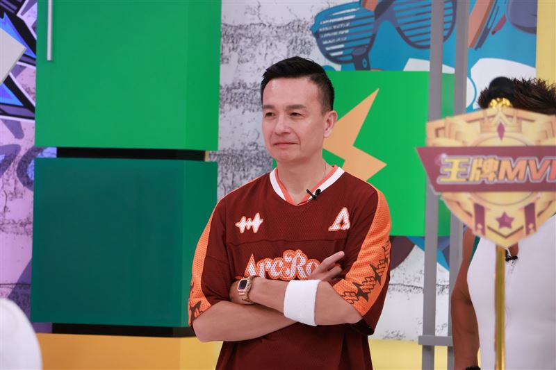 小鐘自豪很會闖關（圖／中天提供）