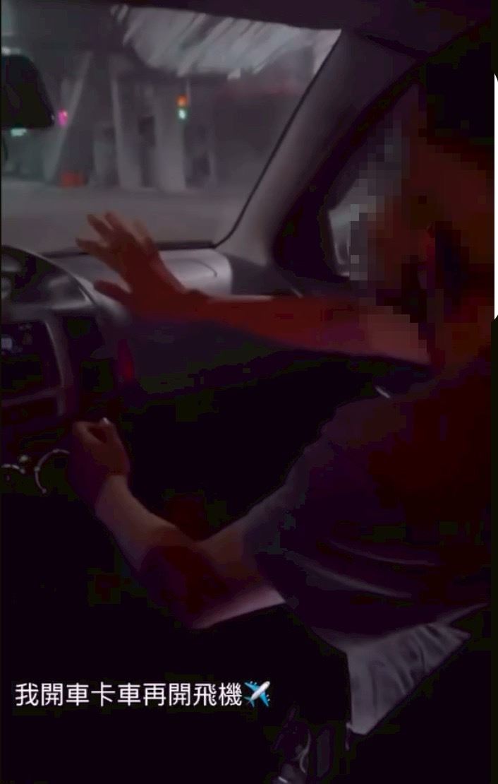 坐副駕的謝姓少年僥倖存活。（圖／翻攝畫面）