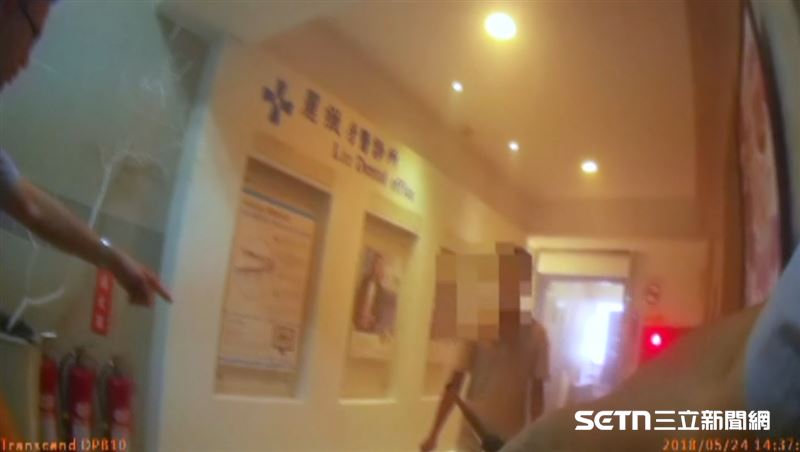 當年55歲的牙醫王冠中，為了保護診所內的員工和患者，慘遭賴姓男子砍死，被警方用辣椒水制伏的兇手賴男，當場還喊說：「好辣，我可以去洗手嗎？」那毫無悔意的態度，讓人不寒而慄。（圖／資料照）