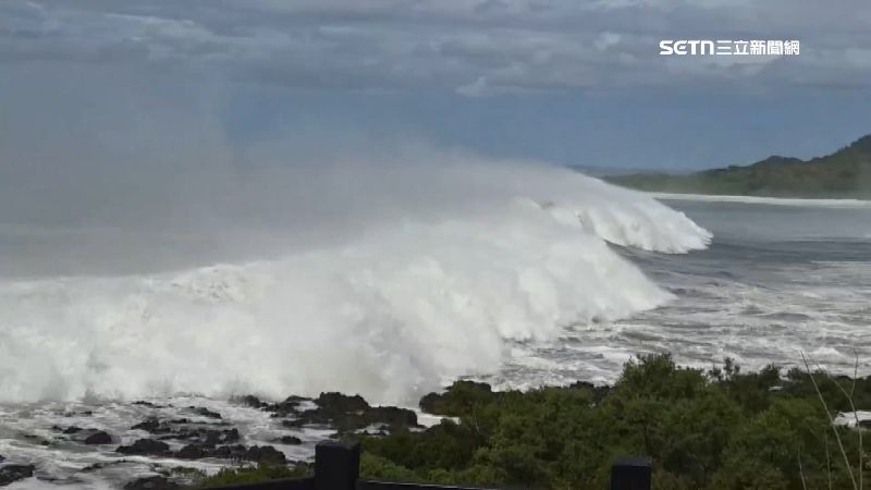 樺加沙襲恆春半島!飯店民宿堆沙包防淹水