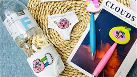 限量褲褲兔搖搖筆、瓶套必收藏。（圖／品牌業者提供）