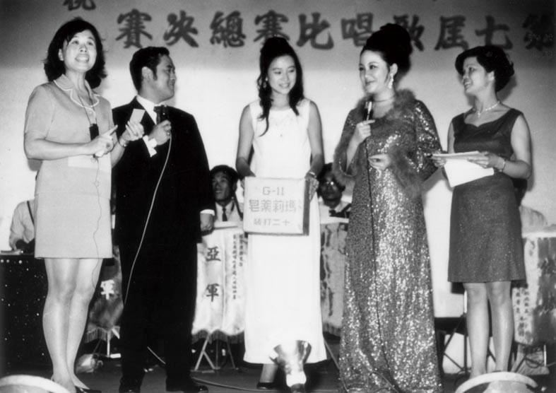 林安娜（左一）為廣播界奉獻60年。（圖／翻攝自國聲廣播電台臉書）