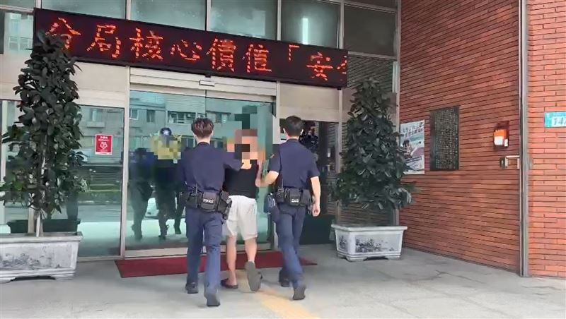 慣竊蔡男被警方依竊盜罪送辦。（圖／翻攝畫面）