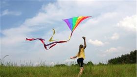 ▲秋分是放風箏的好時節。（圖／CANVA製作）