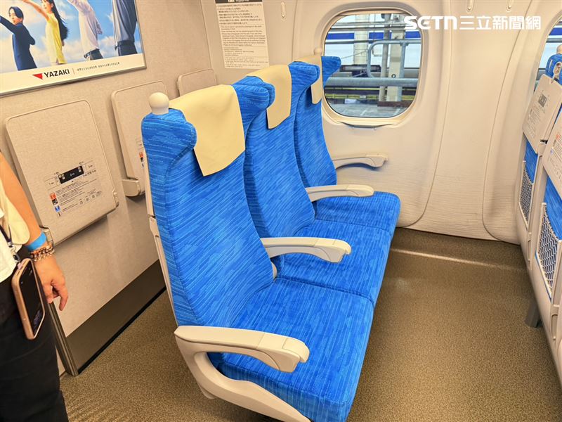 車窗設計也進行調整，面積「微幅」縮小，不僅有助於降低風阻，也能有效減少噪音，讓車廂保持更安靜的環境。（圖／記者李育道攝影）