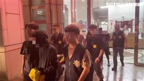 北市黃男帶著3名友人到景美夜市恐嚇攤商遭逮。（圖／翻攝畫面）