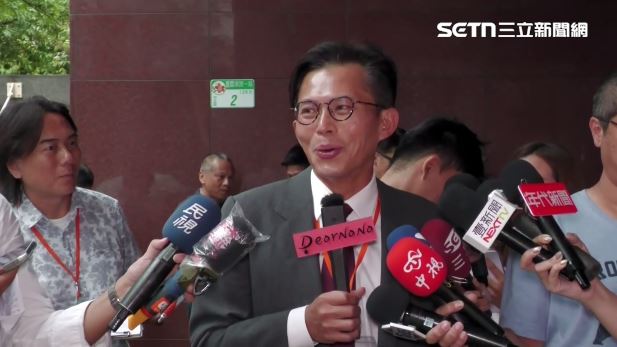 對於王義川指控跟監，黃國昌日前回應「莫名其妙我根本懶得理他」。（圖／翻攝畫面）